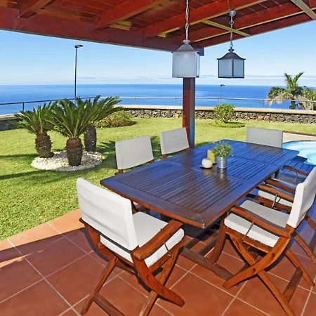 Los Alisios Holiday home